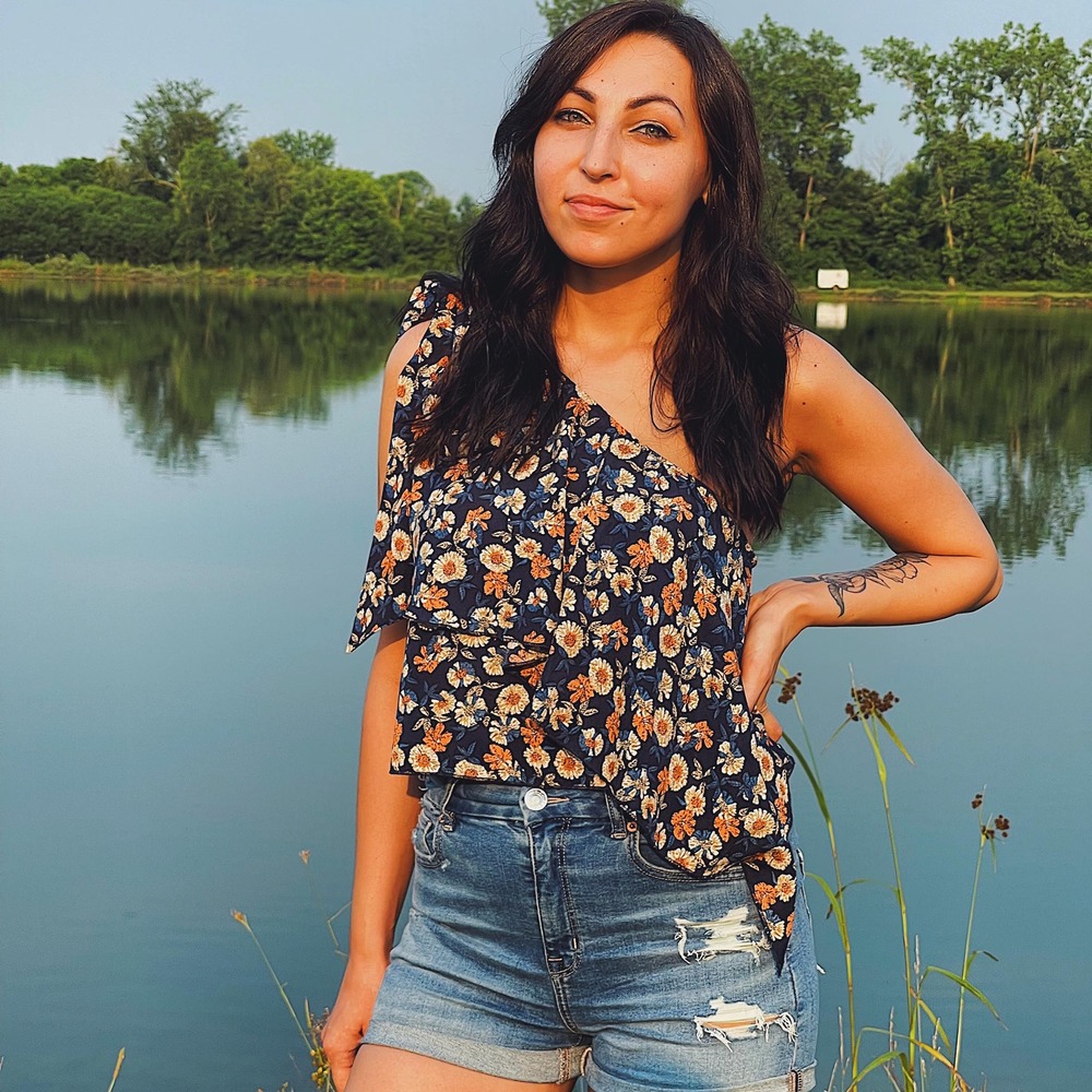 Meet your Posher, Yulia